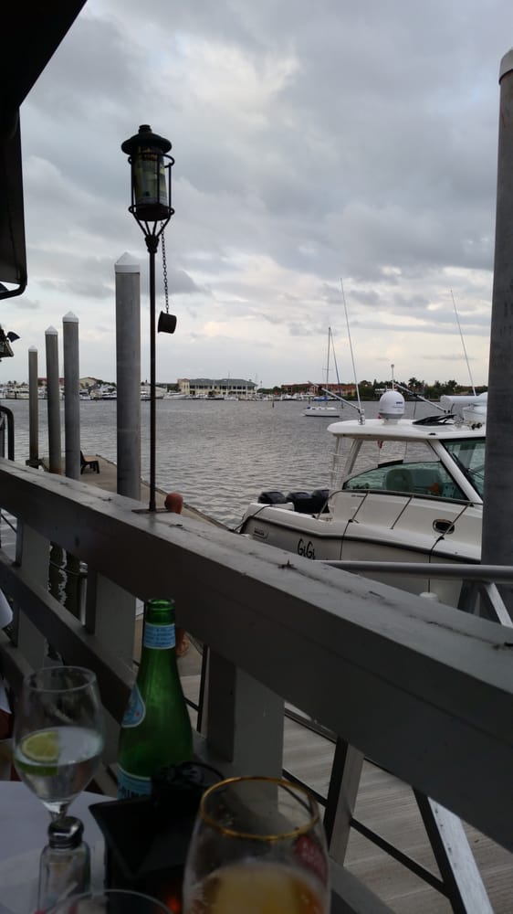 The Boathouse 36 foto Piatti a base di pesce 990 Broad Ave S