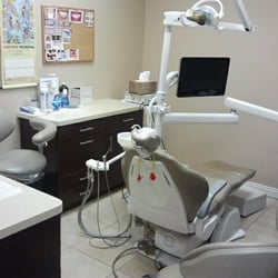 Showtronics Incorporated logo