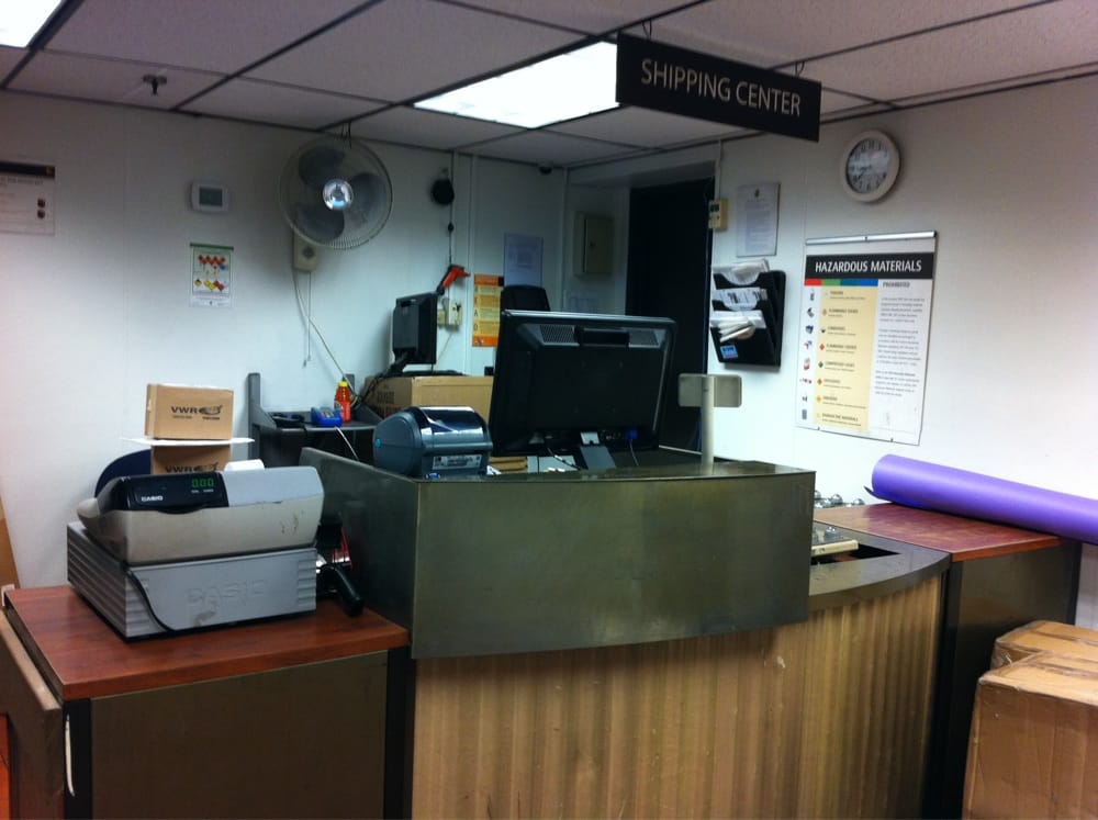 UPS Customer Center Shipping Centers Reviews Yelp