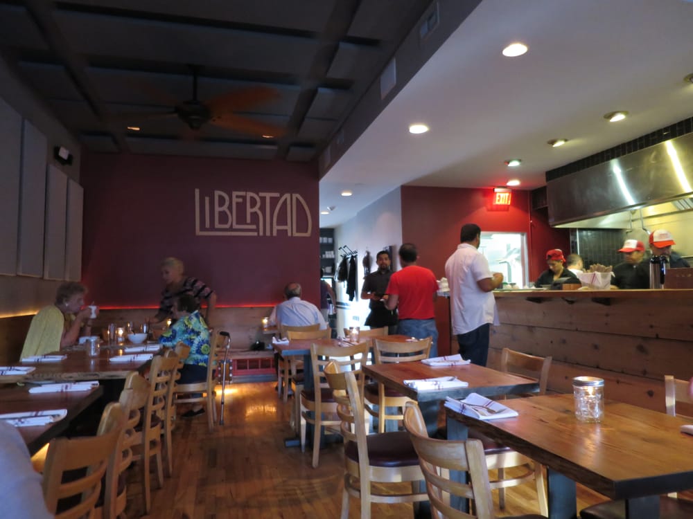 Libertad - Skokie, IL, United States. A better inside dining room view