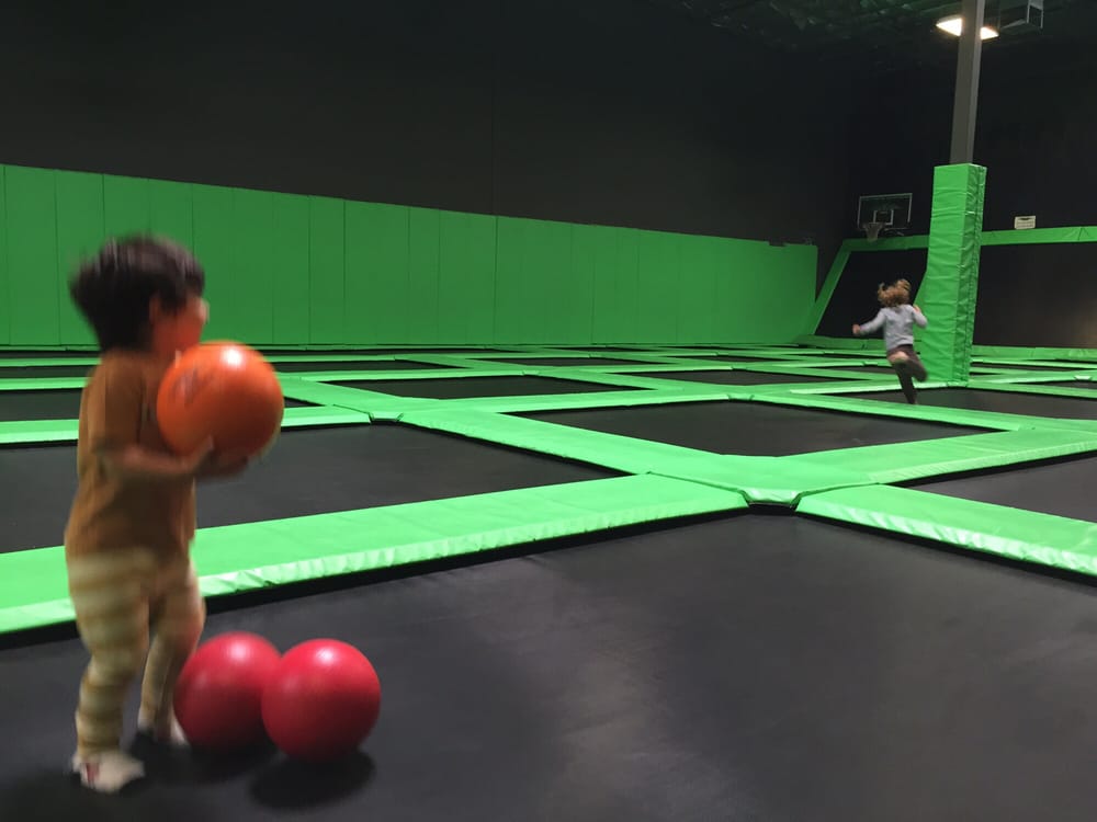 2xtreme Jump Arena 14 Photos Trampoline Parks 5940 E Shields Ave
