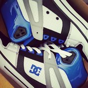 Rogan's Shoes - Shoe Stores - Buffalo Grove, IL - Reviews - Photos