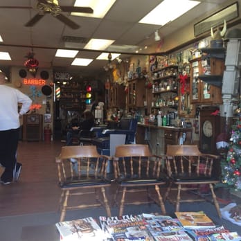 Stews Barber Shop - Aurora, IL, United States