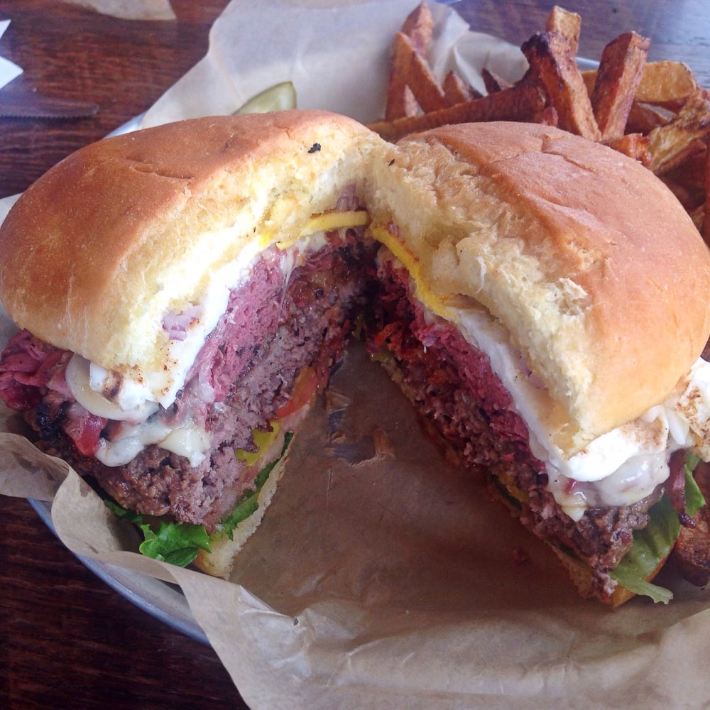 Primanti Bros 18 Photos Burgers Millcreek Mall Erie, PA