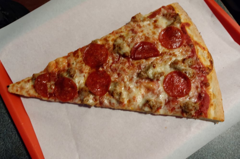 Bacci Pizzeria Pizza Wrigleyville Chicago, IL Reviews Photos