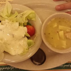 Mrs. Knott's Chicken Dinner logo