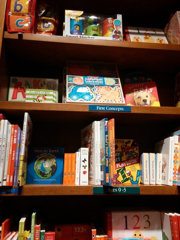 Books & Books 155 Photos Bookstores Coral Gables, FL Reviews