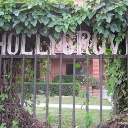 Hollygrove logo