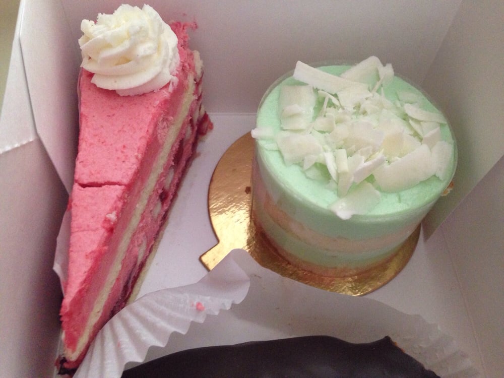La Baguette Chocolate Mousse Cake La Baguette Chocolate Mousse Cake