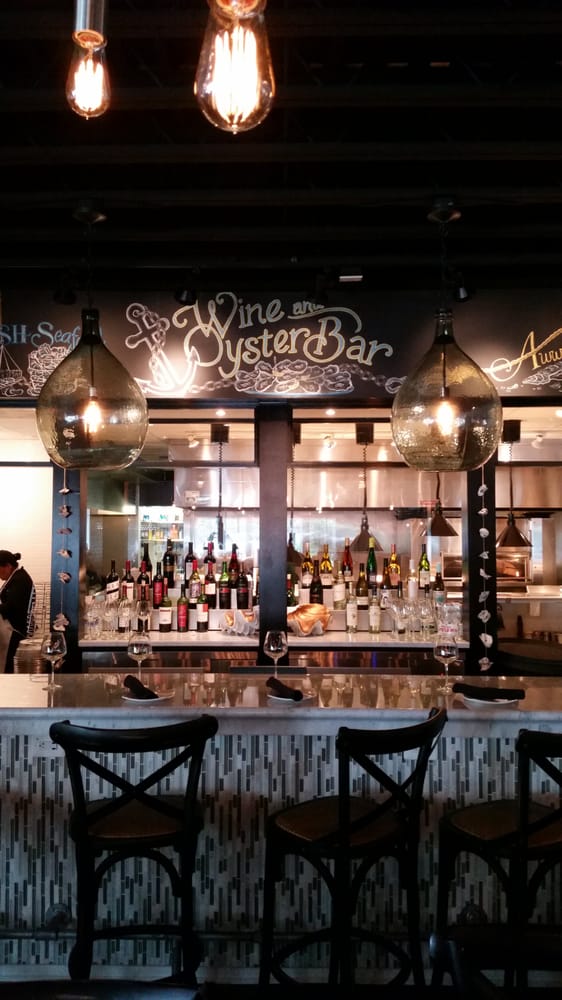 Blackwall Hitch Cocktail Bars 400 Sixth St Annapolis, MD