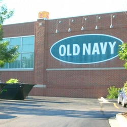 Old Navy Clothing Store - Chicago, IL, United States by Ren H