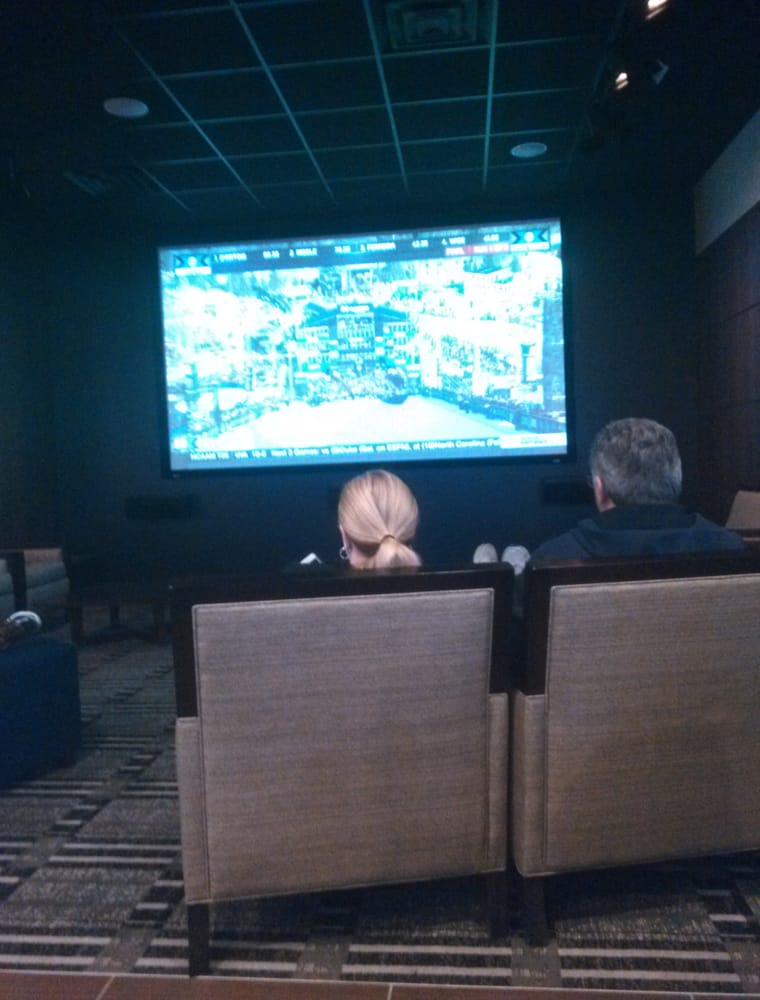 Marcus Twin Creek Cinema 17 Photos Cinema Bellevue, NE Reviews