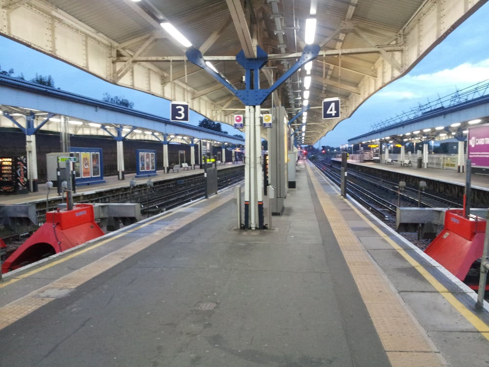 Wimbledon Tube Station 11 Photos Train Stations Wimbledon