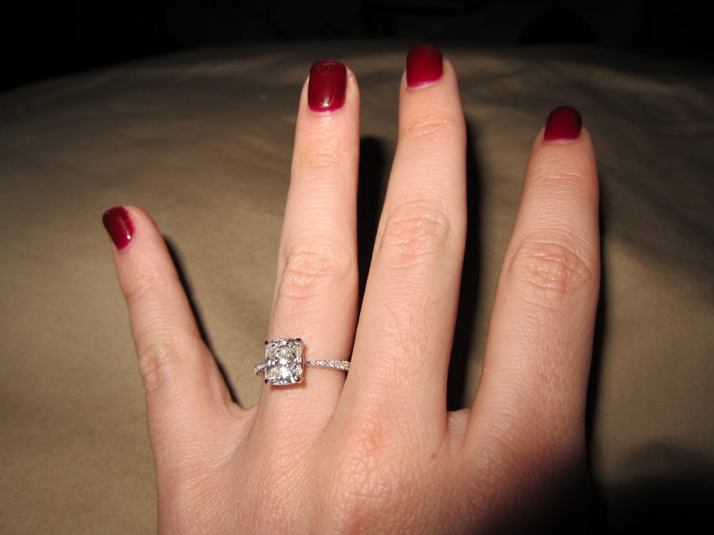 Unique engagement rings new york