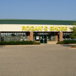 Appleton East Location - Appleton, WI | Rogan's Shoes