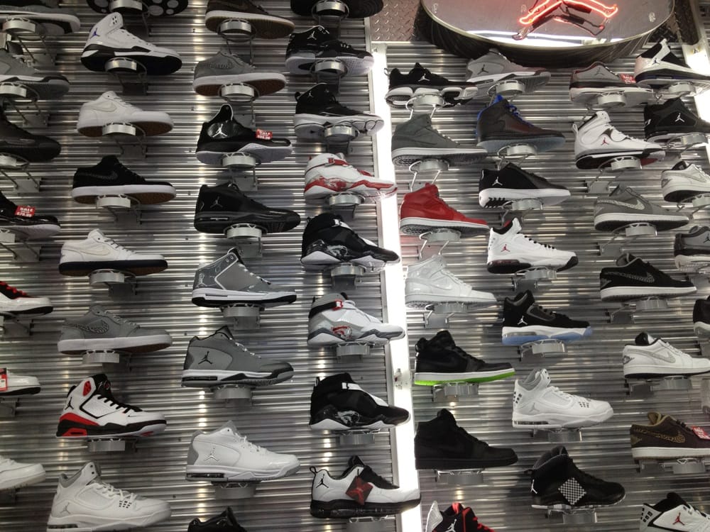 Shoe Palace - San Jose, CA, United States. Other worried customers from shopping