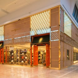 Garden State Plaza - 57 Photos - Shopping Centers - Paramus, NJ ...