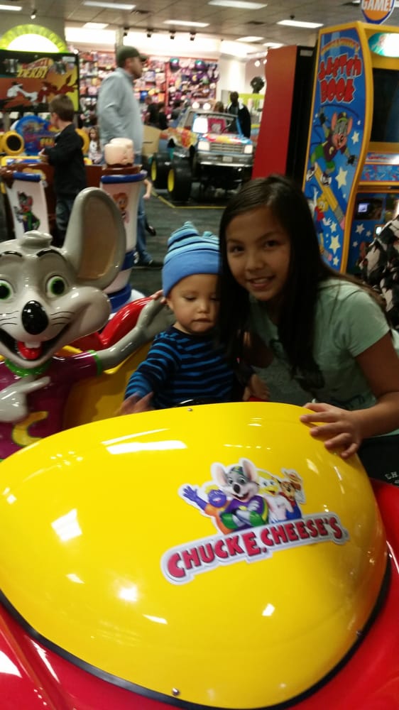 Chuck E. Cheese’s Pizza 1035 Washington Pike Bridgeville, PA