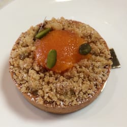 Apricot pistachio tart