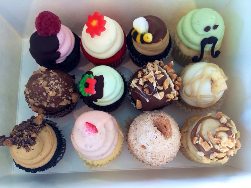 Elizabethan Desserts Bakeries Encinitas Encinitas, CA Reviews