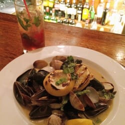 LONDRES FINO S WINE BAR AND RESTAURANT londres fino s wine bar and restaurant: