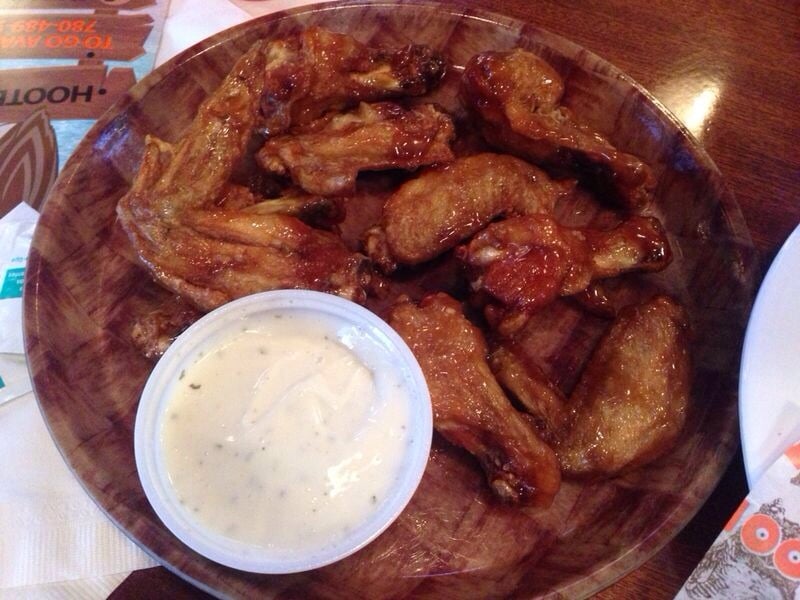 Hooters Chicken Wings Edmonton, AB Reviews Photos Yelp