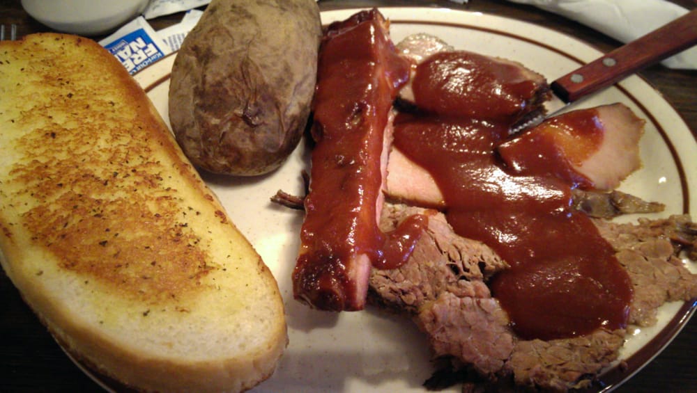 Chris’ and Pitt’s Restaurant 130 Photos Barbeque Whittier, CA