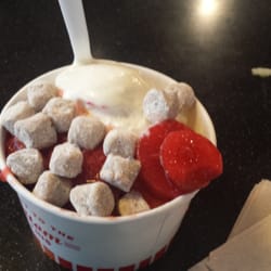 Freddy's Frozen Custard & Steakburgers logo