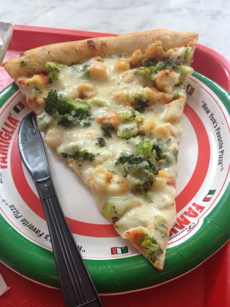 Famous Famiglia Pizzeria Pizza Upper West Side New York, NY