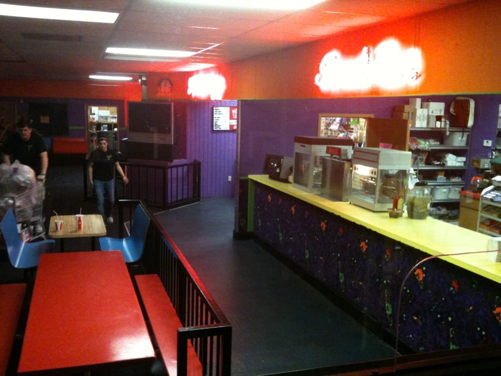 Crystal Palace Skating Center Skating Rinks 3000 S 70th St Fort