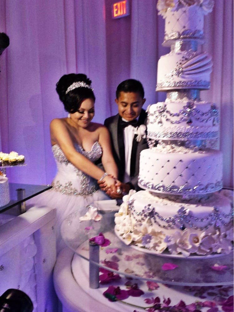 Royal Cakes & Designs 165 Photos Party & Event Planning Glendale Glendale, CA Reviews