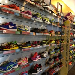 road runner sneaker store