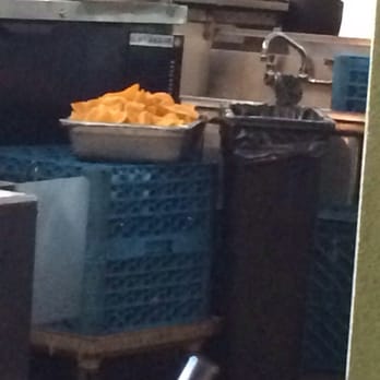 Little Sheep Mongolian Hot Pot - Oranges next to the garbage.. - San Mateo, CA, United States