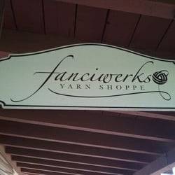 Fanciwerks Yarn Shoppe logo