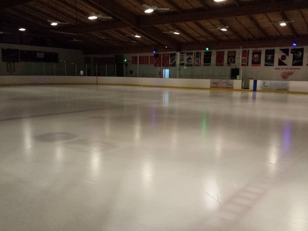 The Skating Edge Ice Arena 10 Photos Skating Rinks Harbor City