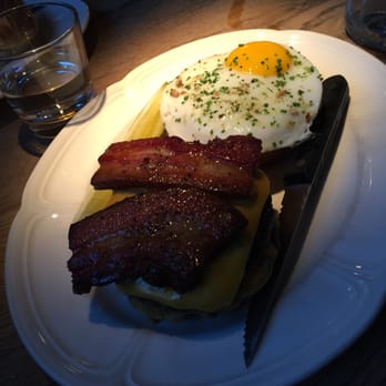 Au Cheval - Chicago, IL, United States