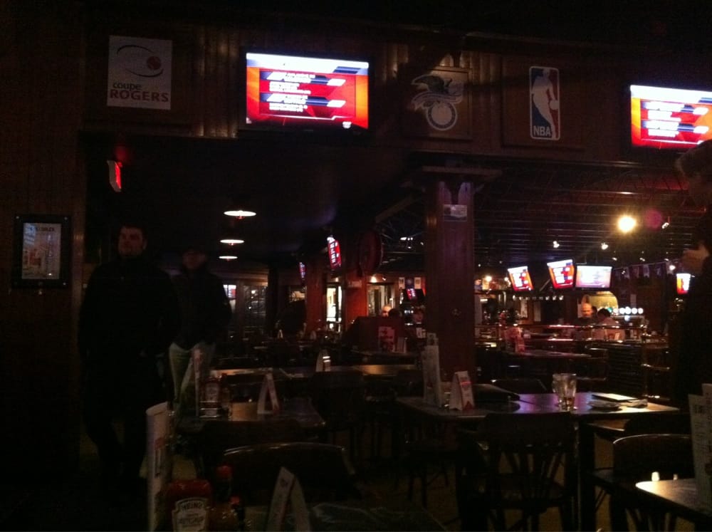 La Cage Aux Sports Restaurant Sports Bars Rimouski, QC Yelp
