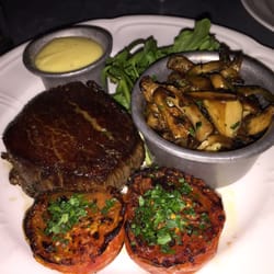 Bavette's Bar & Boeuf - Chicago, IL, United States. GEMtree: Prime Petite Duchess Cut GEMlet Mignon, 6oz w/roasted tomato, watercress, bearnaise+wild shrooms ($7 Yes!!)=FUC'n CarniGEM Delight!