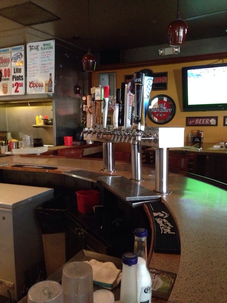 The Gin Mill & Grille Pubs 1750 Main St Northampton, PA Reviews