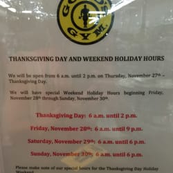 golds gym hours