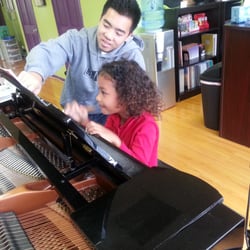 Musique Music Studio logo