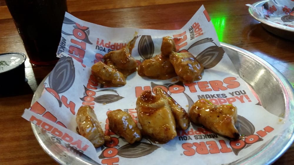 Hooters Sports Bars Rancho Cordova, CA Reviews Photos Menu Yelp