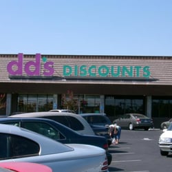 Dd discount clothing store