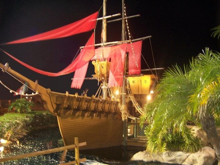 Smugglers Cove Adventure Golf Mini Golf MadeiraRedington Indian