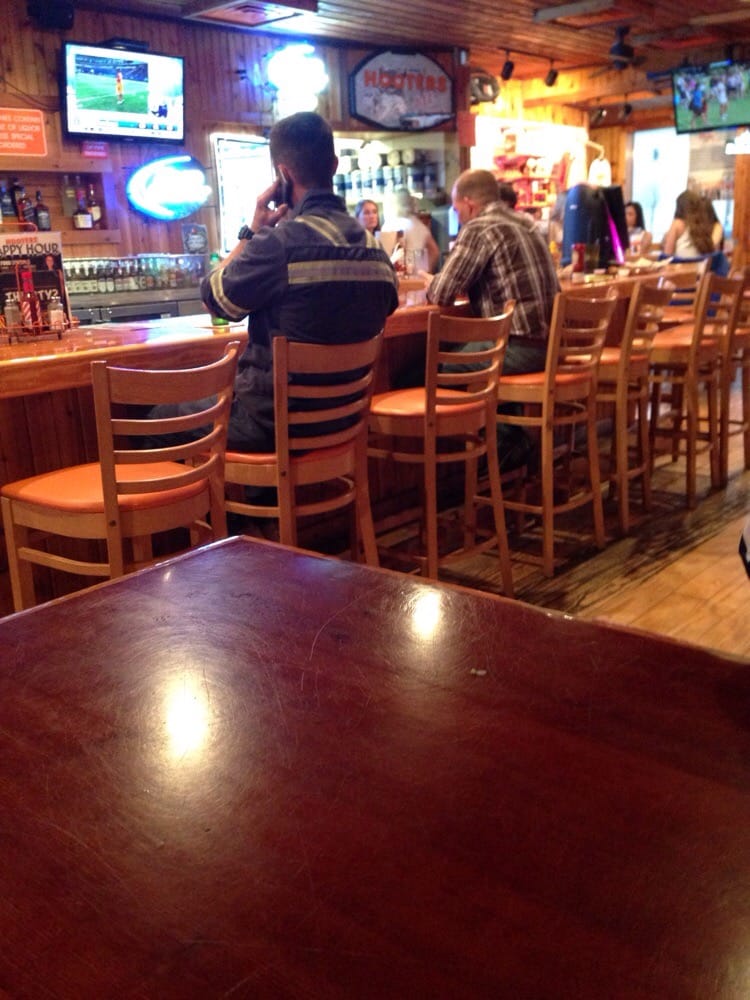 Hooters Sports Bars Mobile, AL Yelp