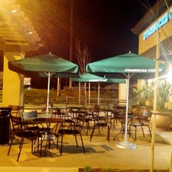 Starbucks Drive-Thru logo