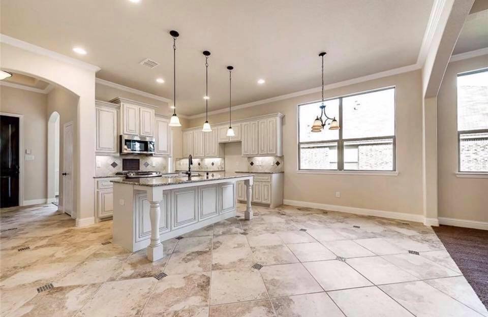 Deborah Naylor - Real Estate Broker
