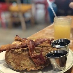 Sunrise Memphis 259 Photos 194 Reviews Breakfast Brunch Photo Of Sunrise Memphis Tn United States French Toast And Bacon