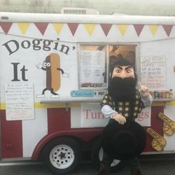Doggin It Food Trucks 2918 Broadstone Rd Banner Elk Nc