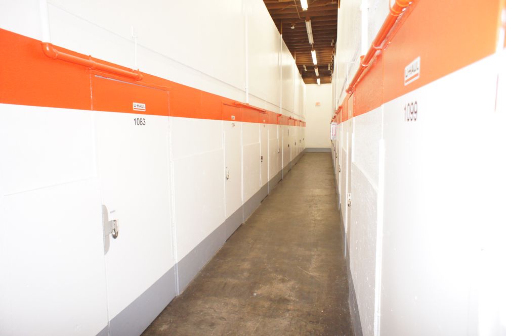 U-Haul - Redwood City